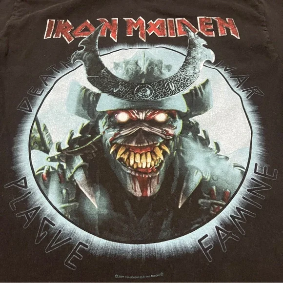 Iron Maiden Band Tee The Writing On The Wall Double Sided Modern Men’s Sz Medium - Picture 2 of 5
